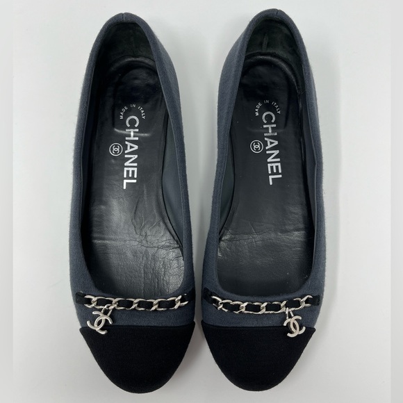 Chanel CC Chain Two Tone Cap Toe Ballet Ballerina Flats Navy Blue Black 37 7 6.5 - Picture 13 of 13